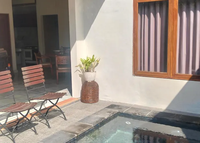 Griya Lokasari 2 Bed Pool Убуд