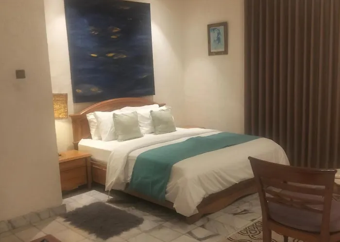 Гостевой дом Griya Lokasari 2 Bed Pool *