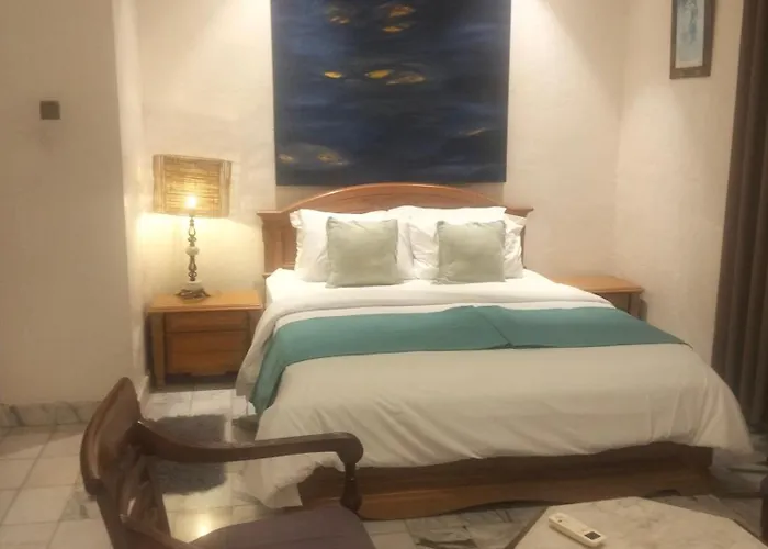 Griya Lokasari 2 Bed Pool Убуд